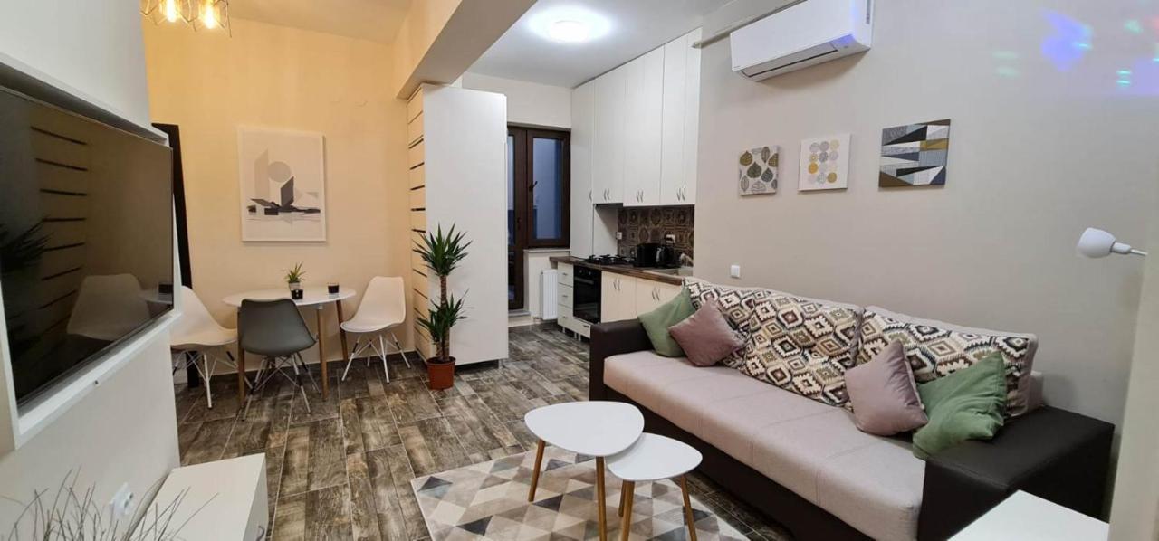 Designed Like Home Apartment Near Palas Mall Iasi Exterior foto